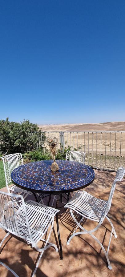 Desert Call Villa อารัด ภายนอก รูปภาพ