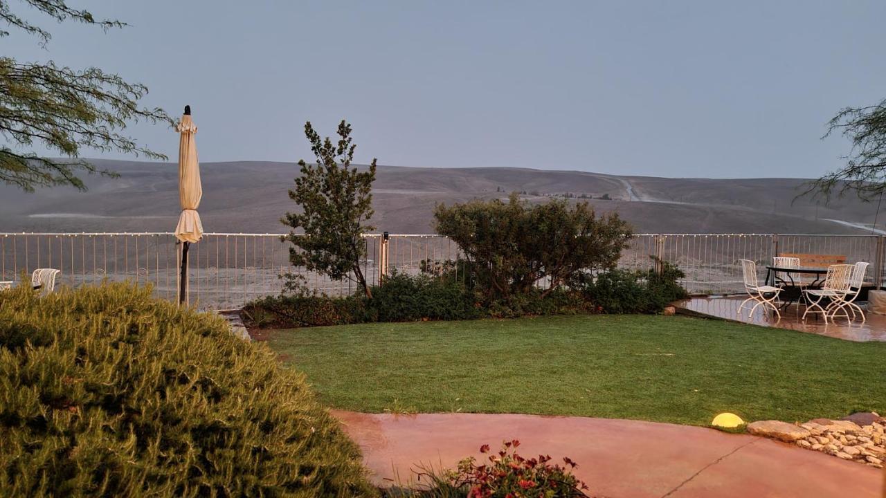 Desert Call Villa อารัด ภายนอก รูปภาพ